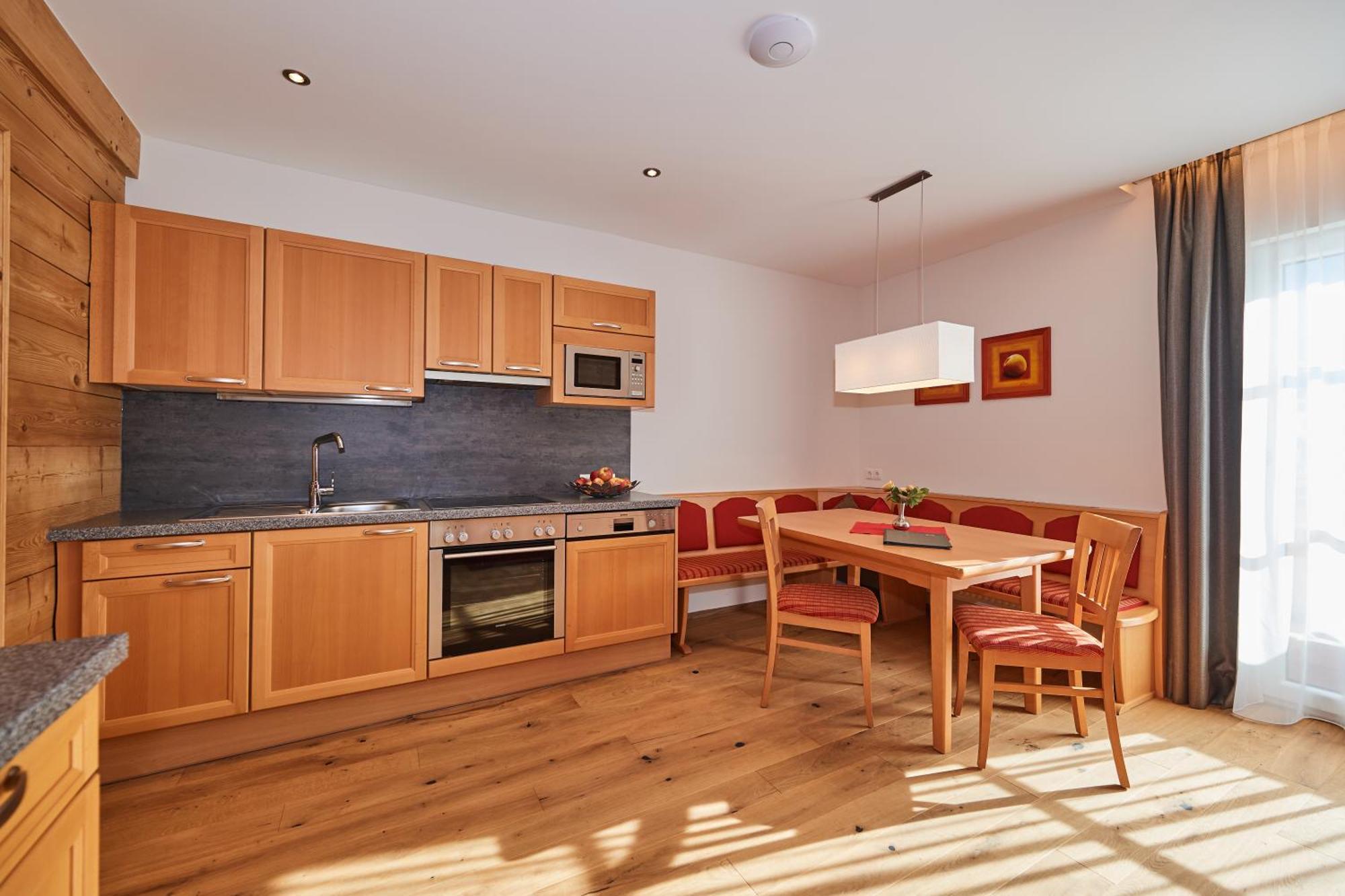Rainerhof Apart otel Flachau Oda fotoğraf